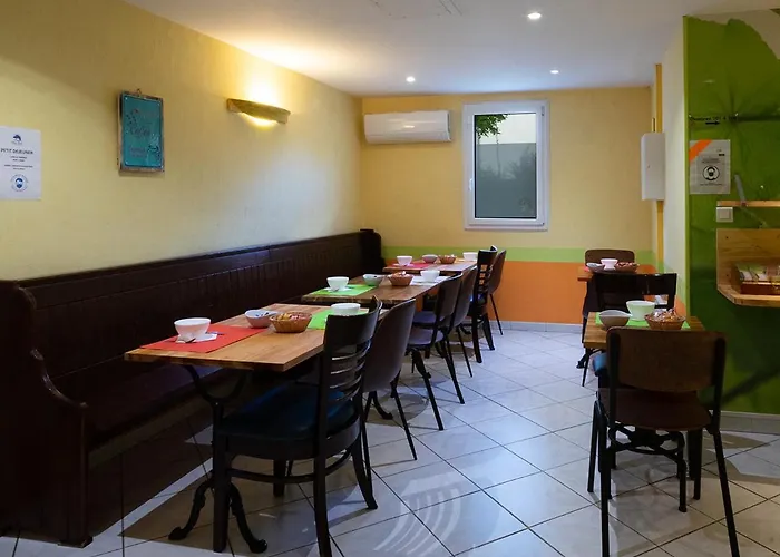 Hotel Mac Bed Poitiers